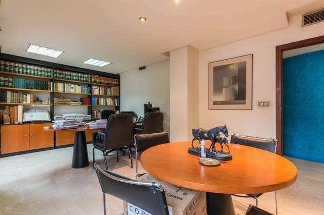 Oficina en Venta en San Nicolás