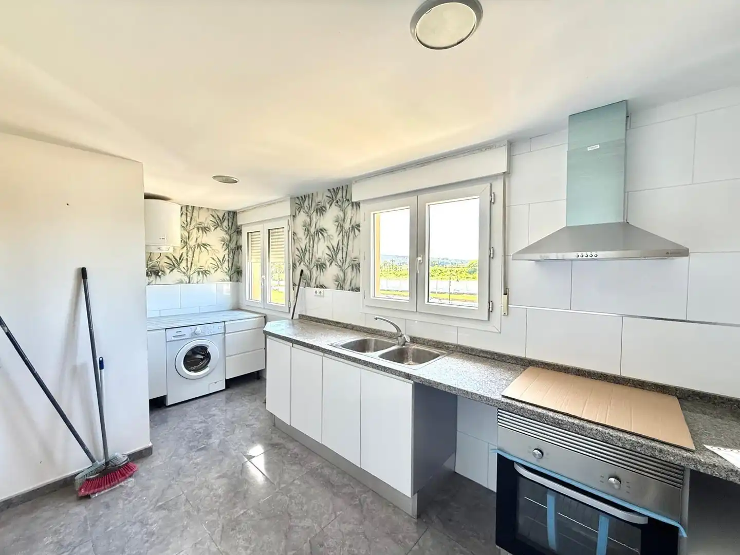Kitchen of Attic for sale in Alzira  with Alarm