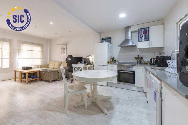 Piso en Venta en Valencia - CL POETA LIERN, 27 en La Xerea