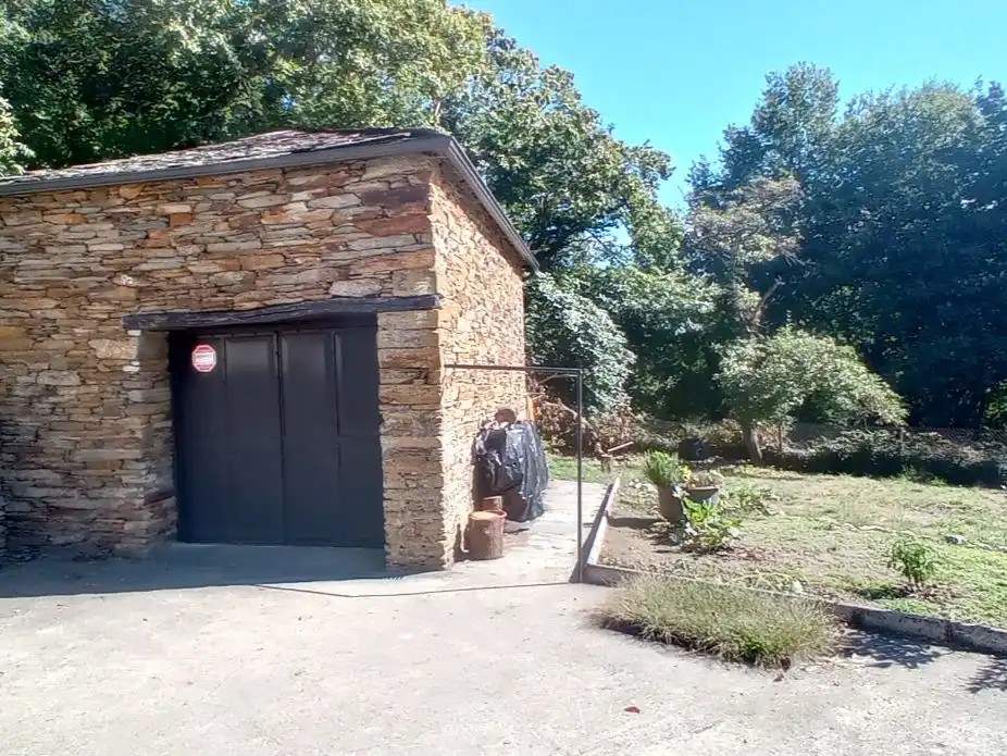 Exterior view of Houses for sale in Samos, Lugo