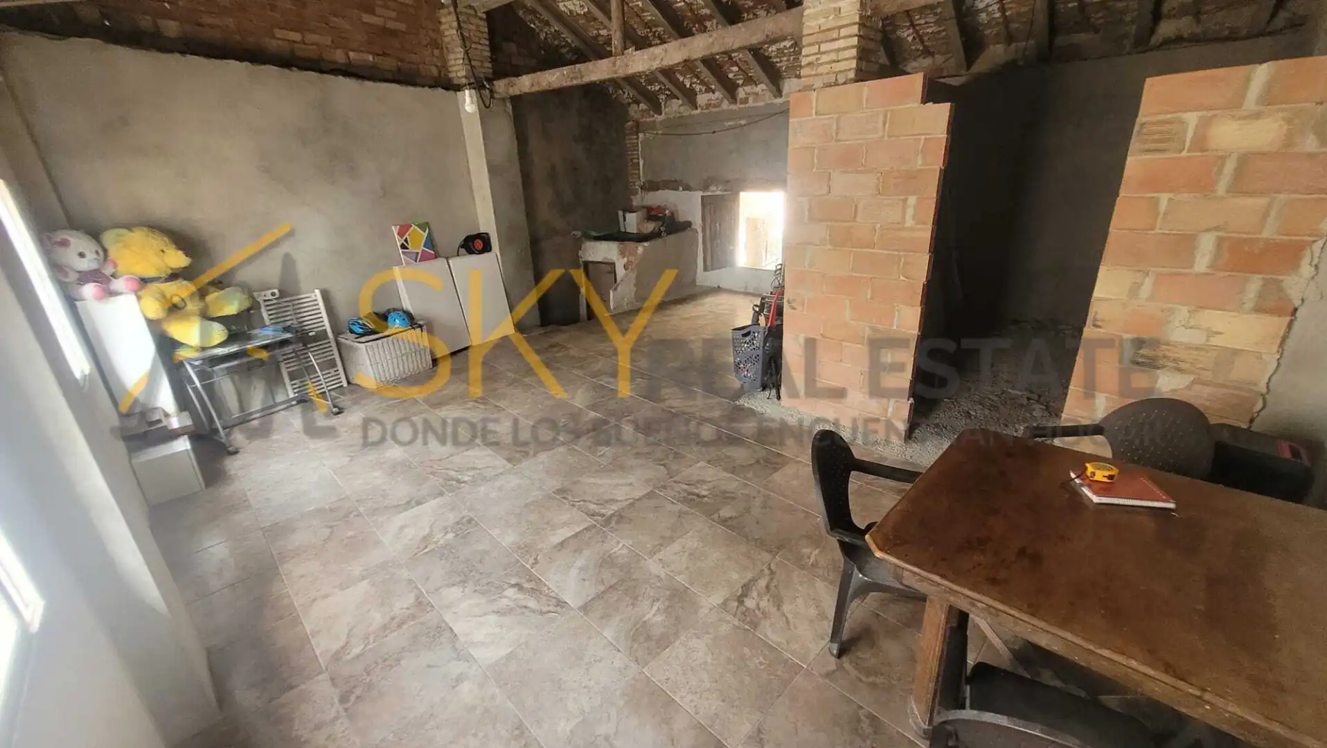 Casa adosada en venta en Buñol con Terraza, Trastero y Amueblado