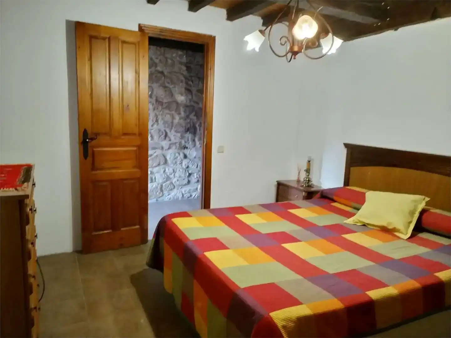 Habitación de Casa adosada para compartir en Valdáliga con Amueblado y Balcón