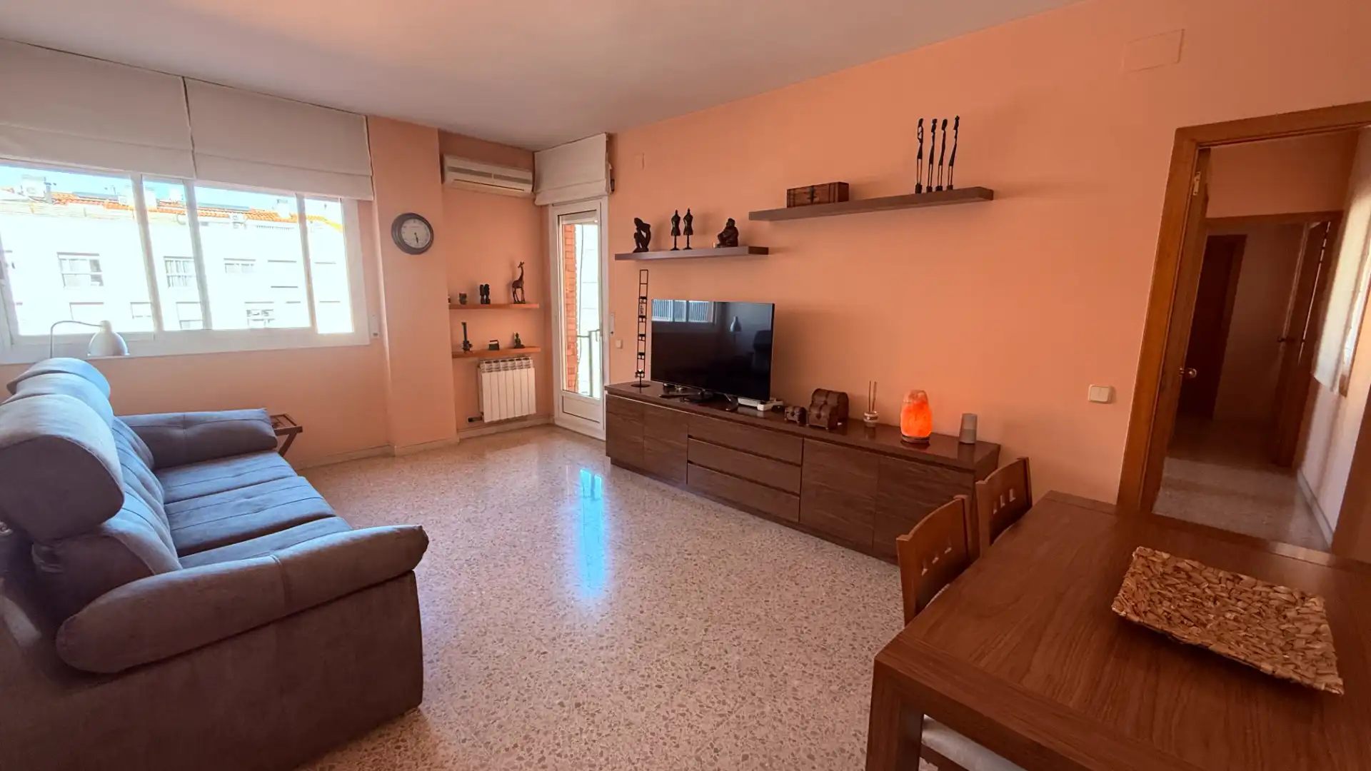 Wohnzimmer von Wohnung zum Verkauf in Cornellà de Llobregat mit Klimaanlage, Heizung und Möbliert