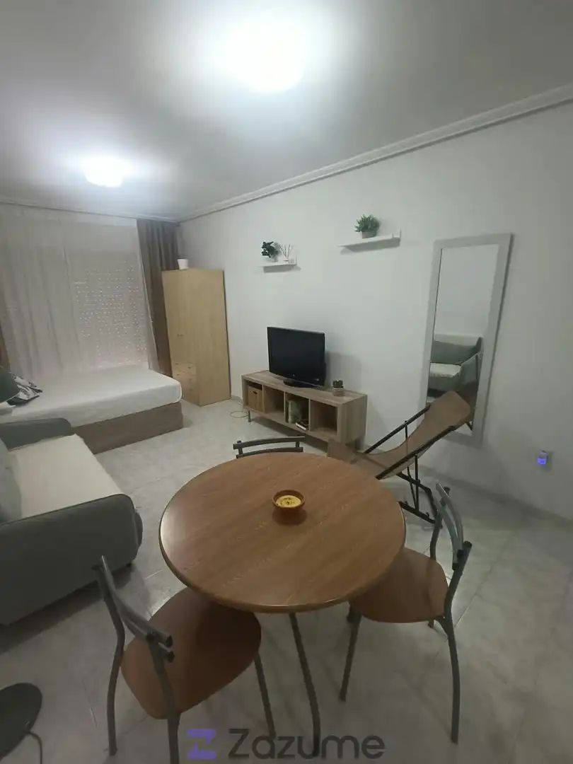 Wohnzimmer von Wohnung zur Miete in Torrevieja mit Klimaanlage, Heizung und Möbliert