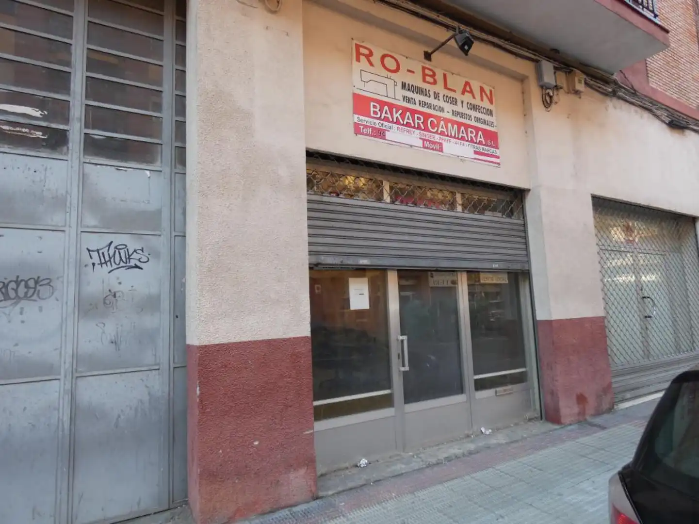 Vista exterior de Local de lloguer en  Logroño