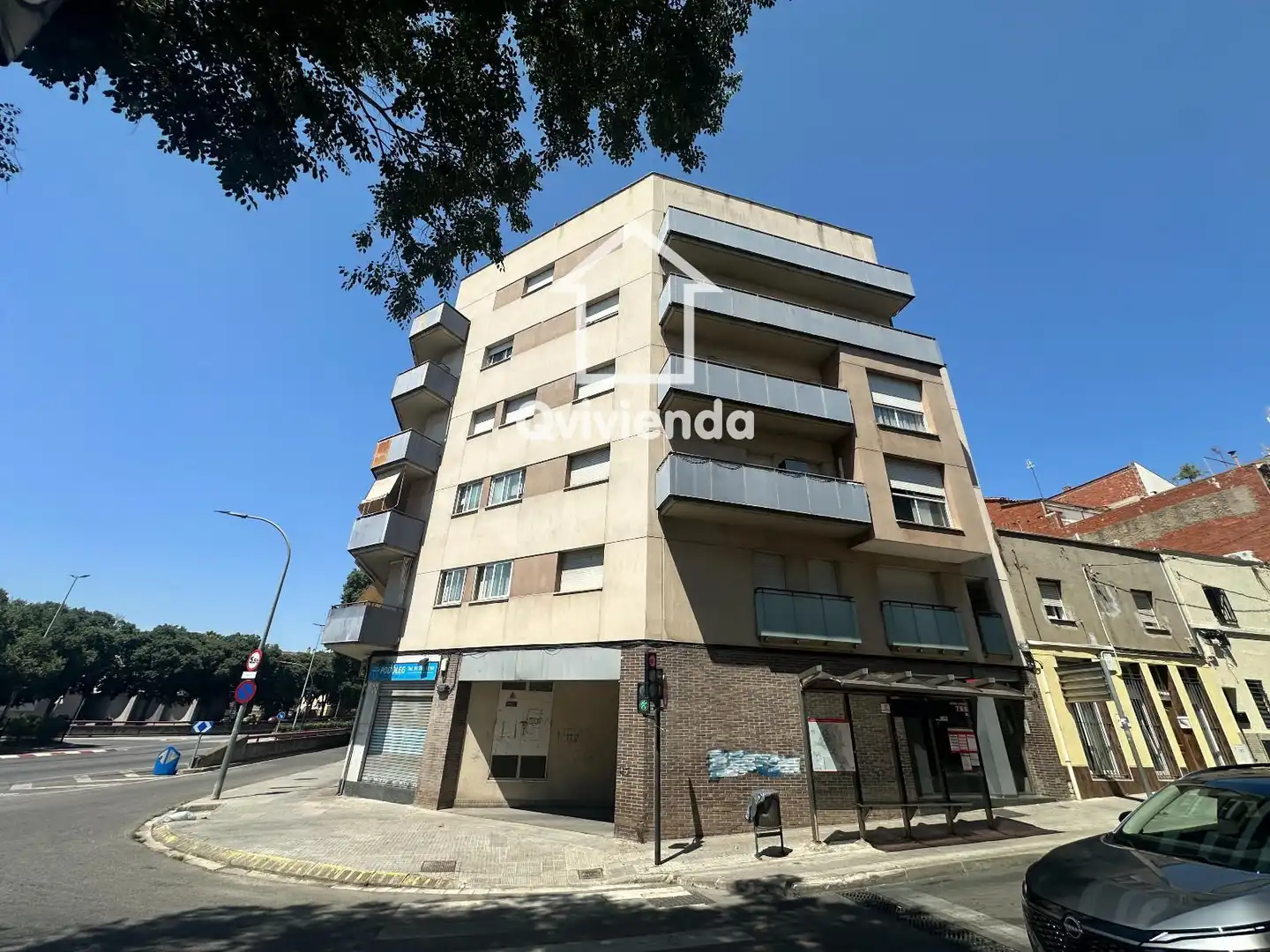 Vista exterior de Piso en venta en Terrassa