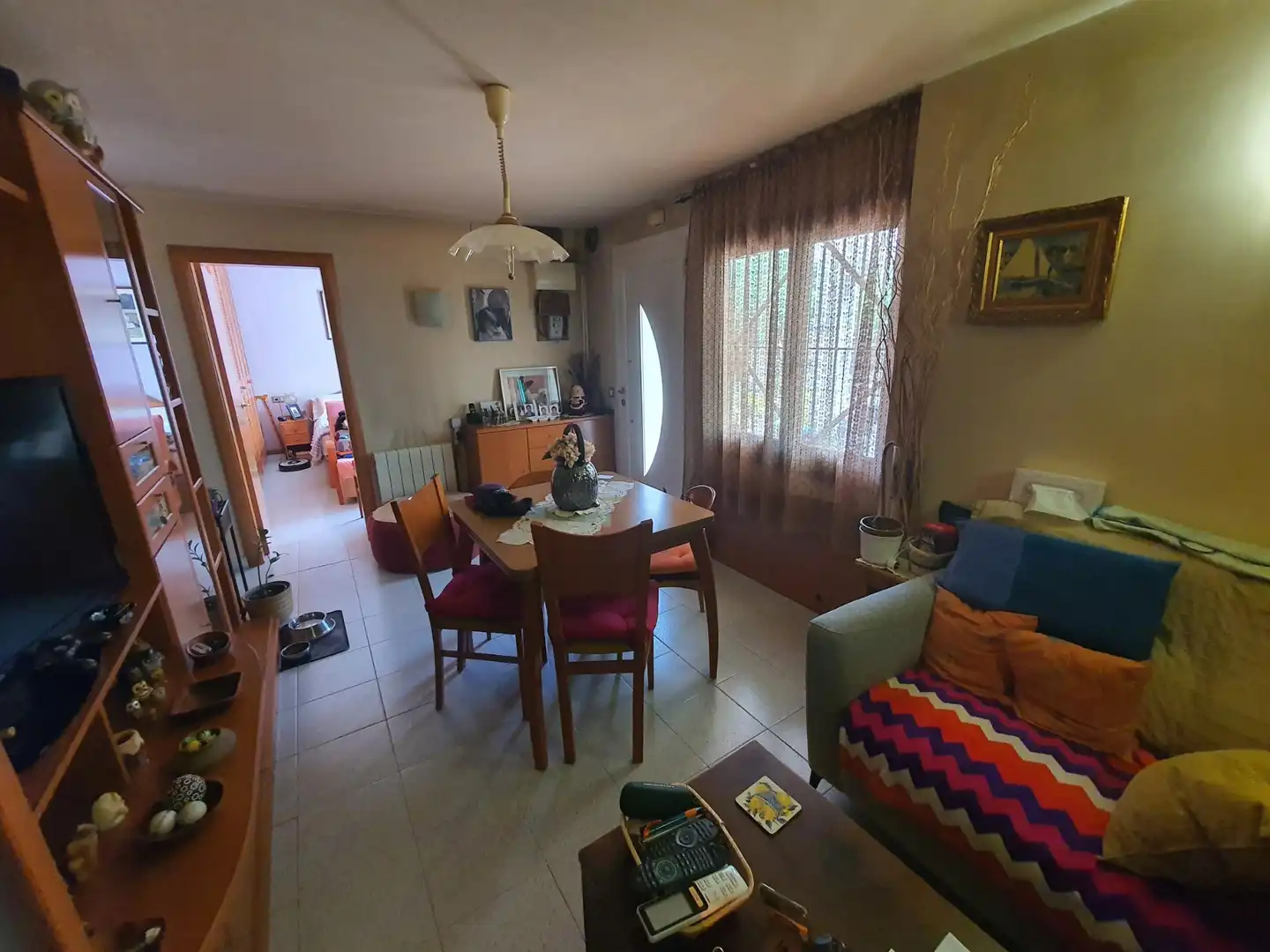 Sala d'estar de Casa o xalet en venda en Sant Cugat del Vallès amb Calefacció, Jardí privat i Terrassa