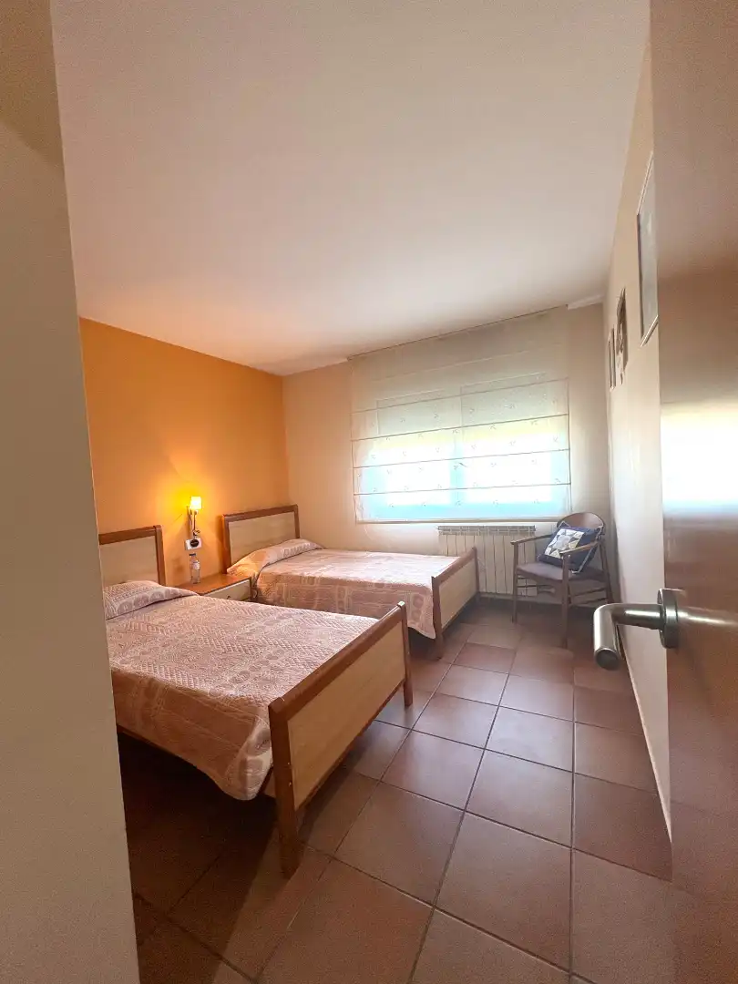 Habitación de Casa o chalet en venta en Rubí con Aire acondicionado, Calefacción y Jardín privado