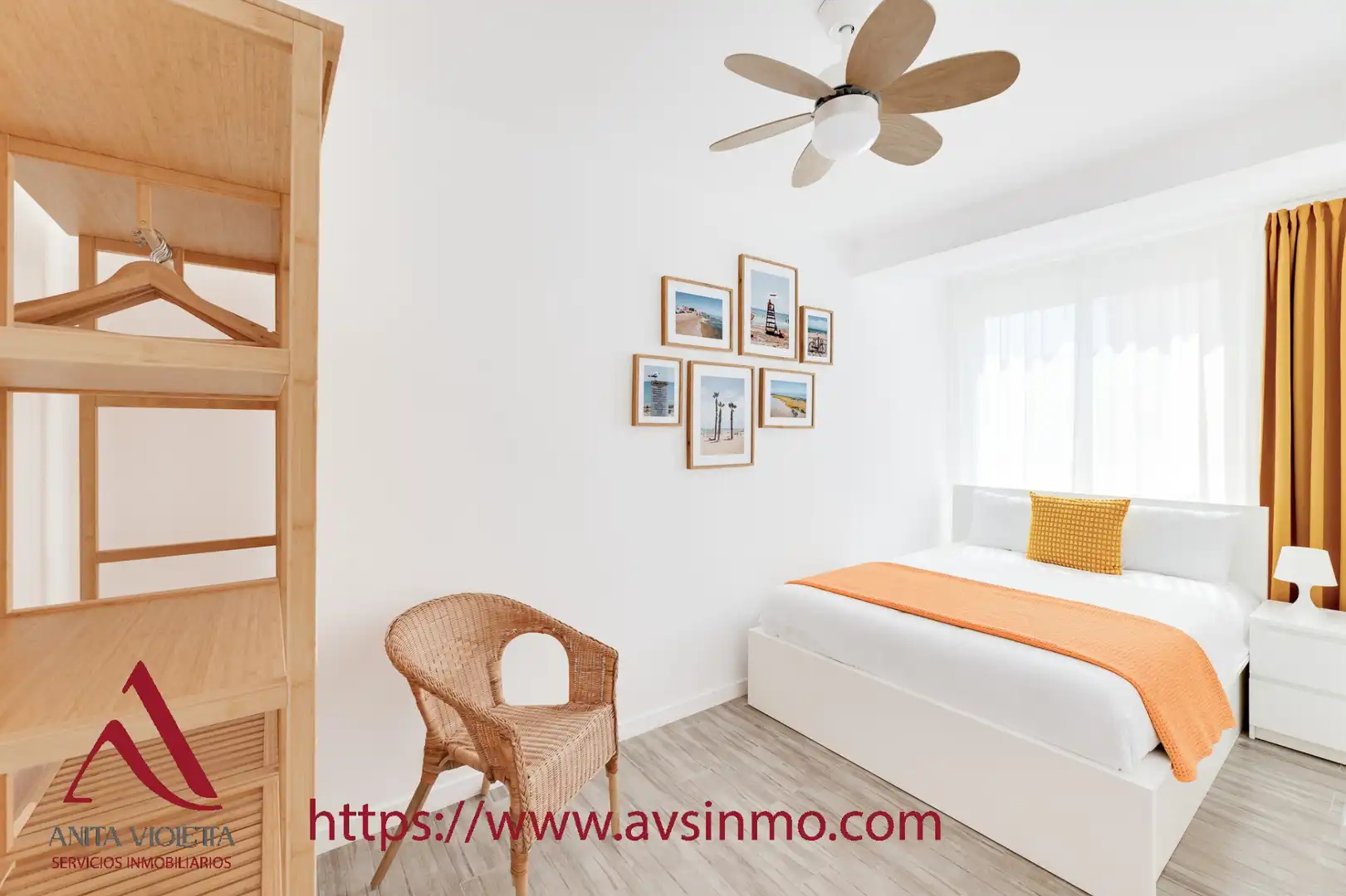 Habitación de Apartamento de alquiler en Torrevieja con Aire acondicionado, Amueblado y Lavadora
