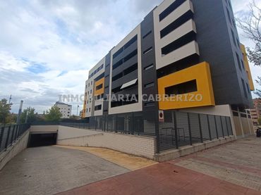 Piso con ascensor en venta en El Campillo - Norte