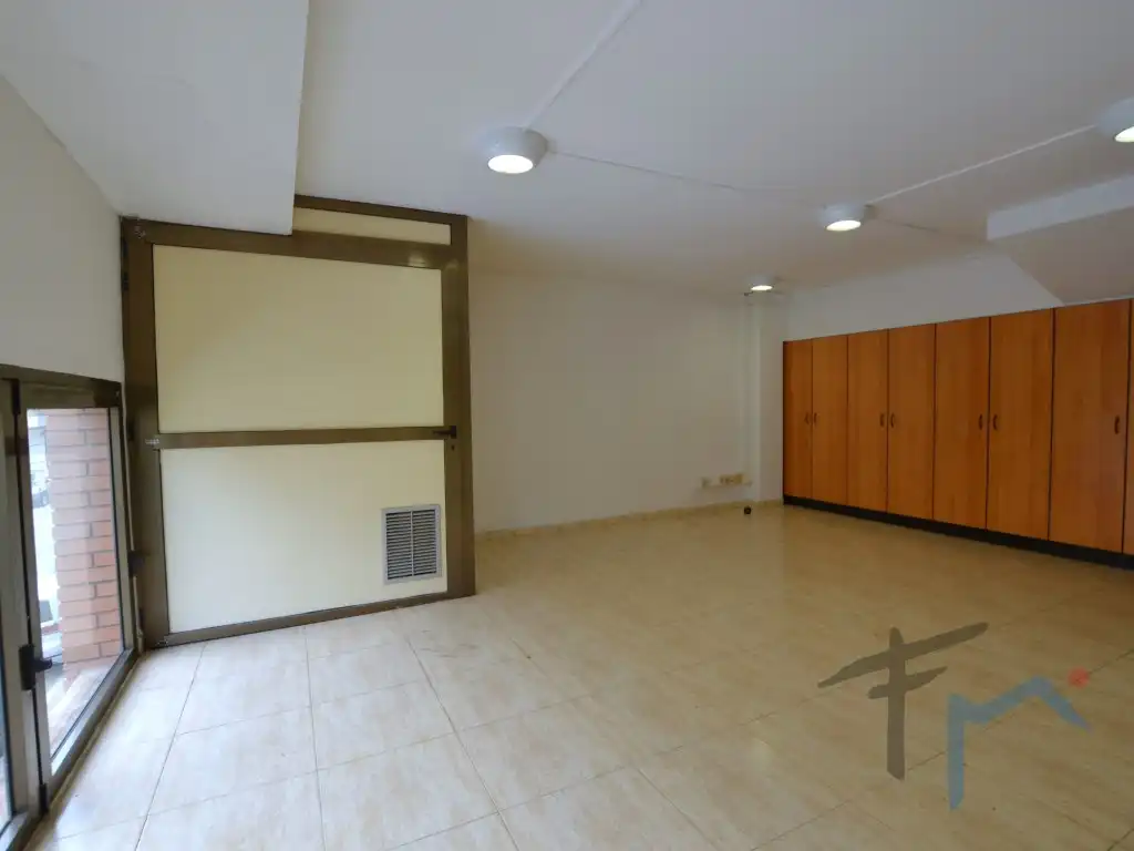 Gewerbefläche zum Verkauf in Avenida Linia La, imagen 13