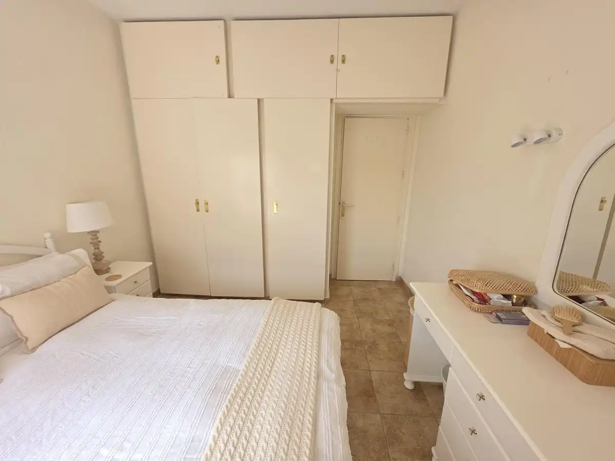 Habitación de Apartamento en venta en Fuengirola con Terraza y Amueblado