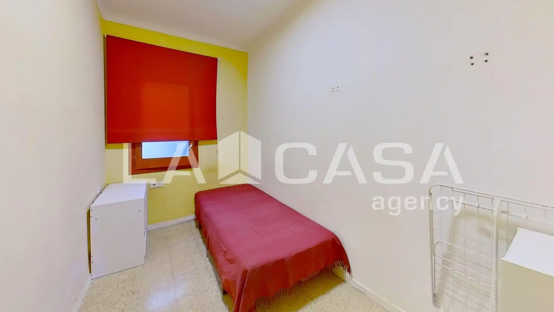 Flat for sale in Barcelona  with Balcony
