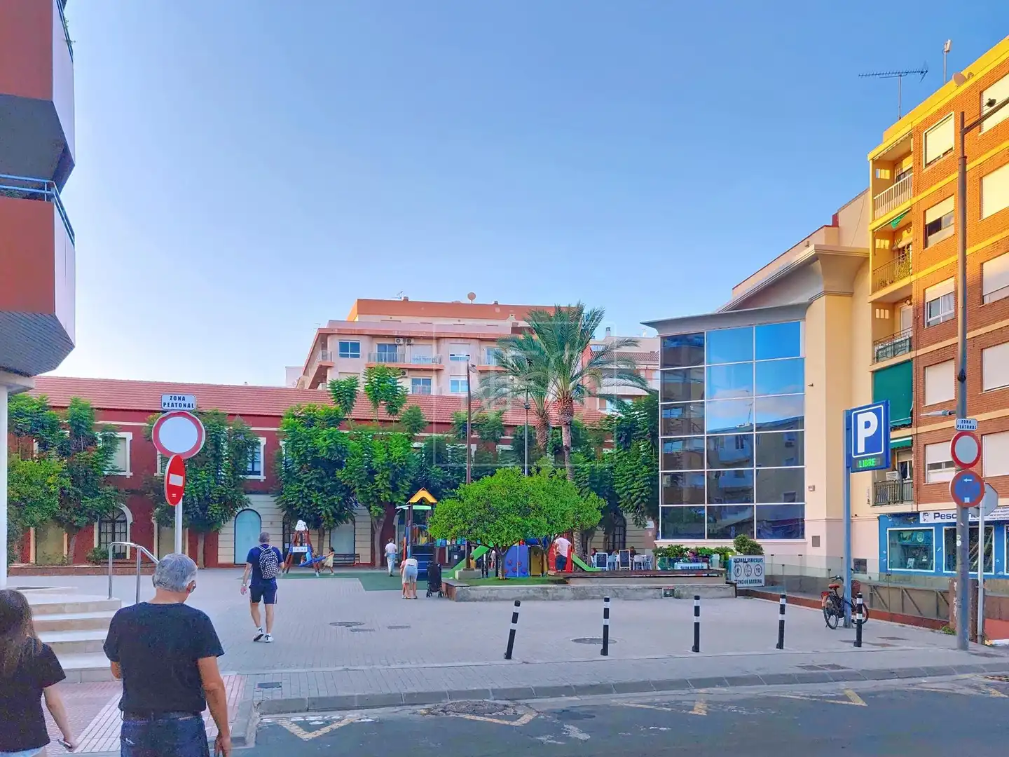 Exterior view of Ground floor for sale in Dénia  with Air Conditioner and Parquet flooring
