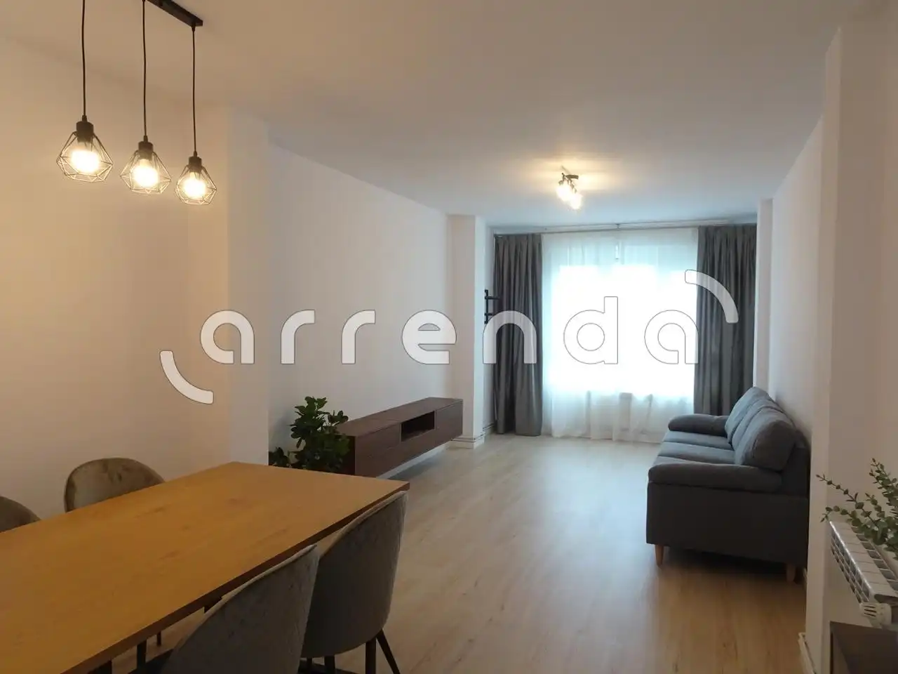 Living room of Flat for rent in Santander  with Heating, Parquet flooring and Storage room