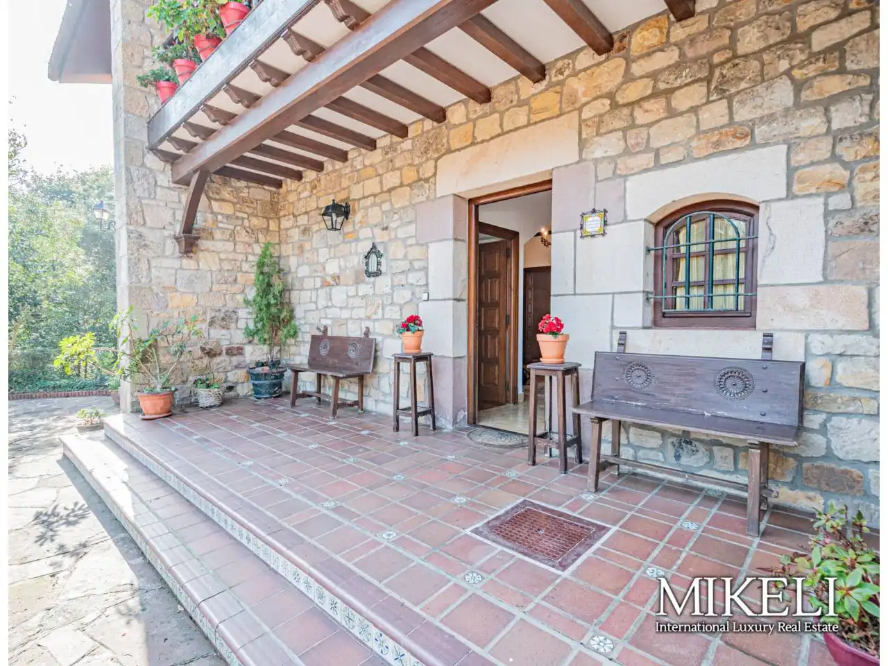 Terrassa de Casa o xalet en venda en Piélagos amb Calefacció, Jardí privat i Terrassa
