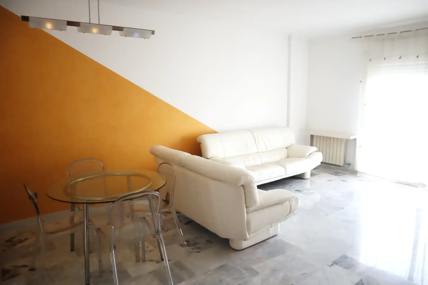 Sala d'estar de Pis en venda en Montcada i Reixac amb Calefacció, Terrassa i Balcó