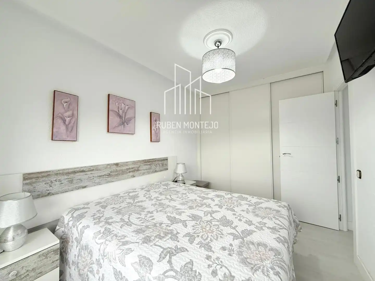 Bedroom of Flat for rent in Salamanca  with Heating, Terrace and Furnished