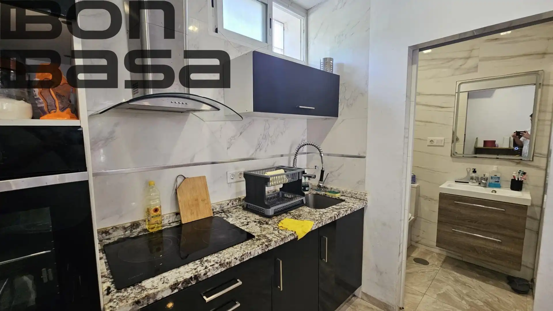 Kitchen of Study for sale in Alicante / Alacant  with Air Conditioner