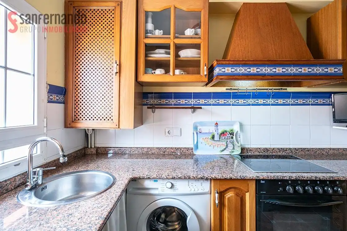 Cocina de Piso en venta en Santander con Calefacción
