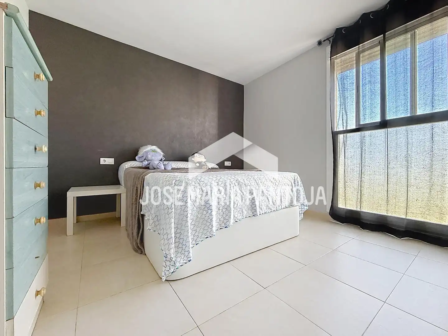Bedroom of Flat for sale in Arcos de la Frontera  with Air Conditioner, Heating and Storage room