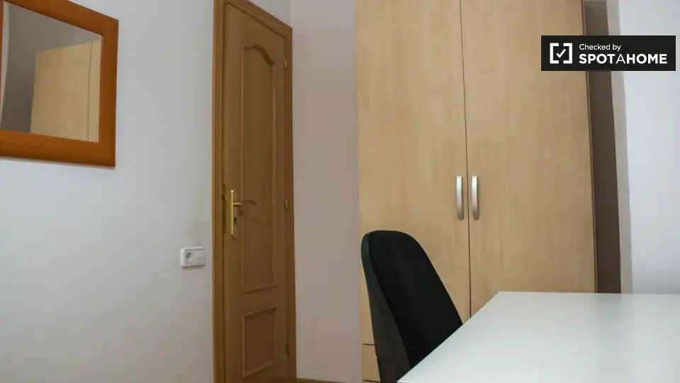 Room in Barcelona, Barcelona
