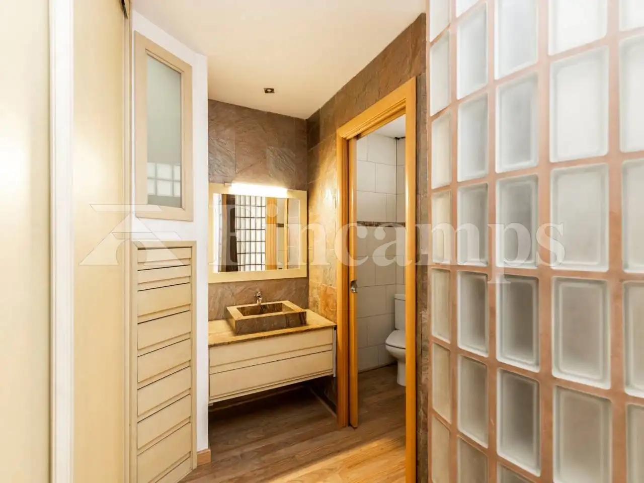 Baño de Casa o chalet en venta en Sabadell con Aire acondicionado, Calefacción y Parquet