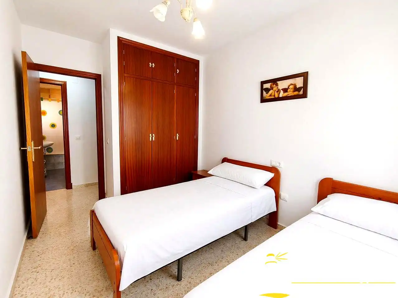 Schlafzimmer von Erdgeschoss zum Verkauf in Sanlúcar de Barrameda