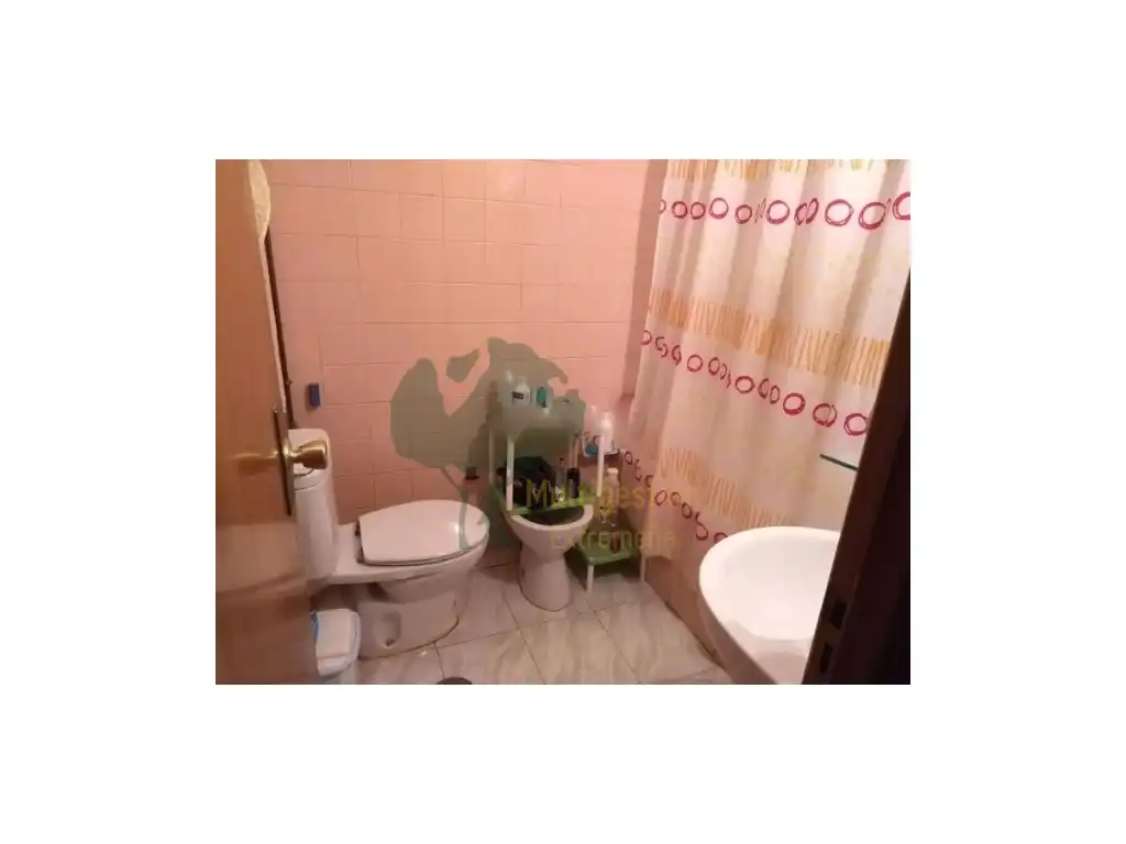 Badezimmer von Wohnung zur Miete in Cáceres