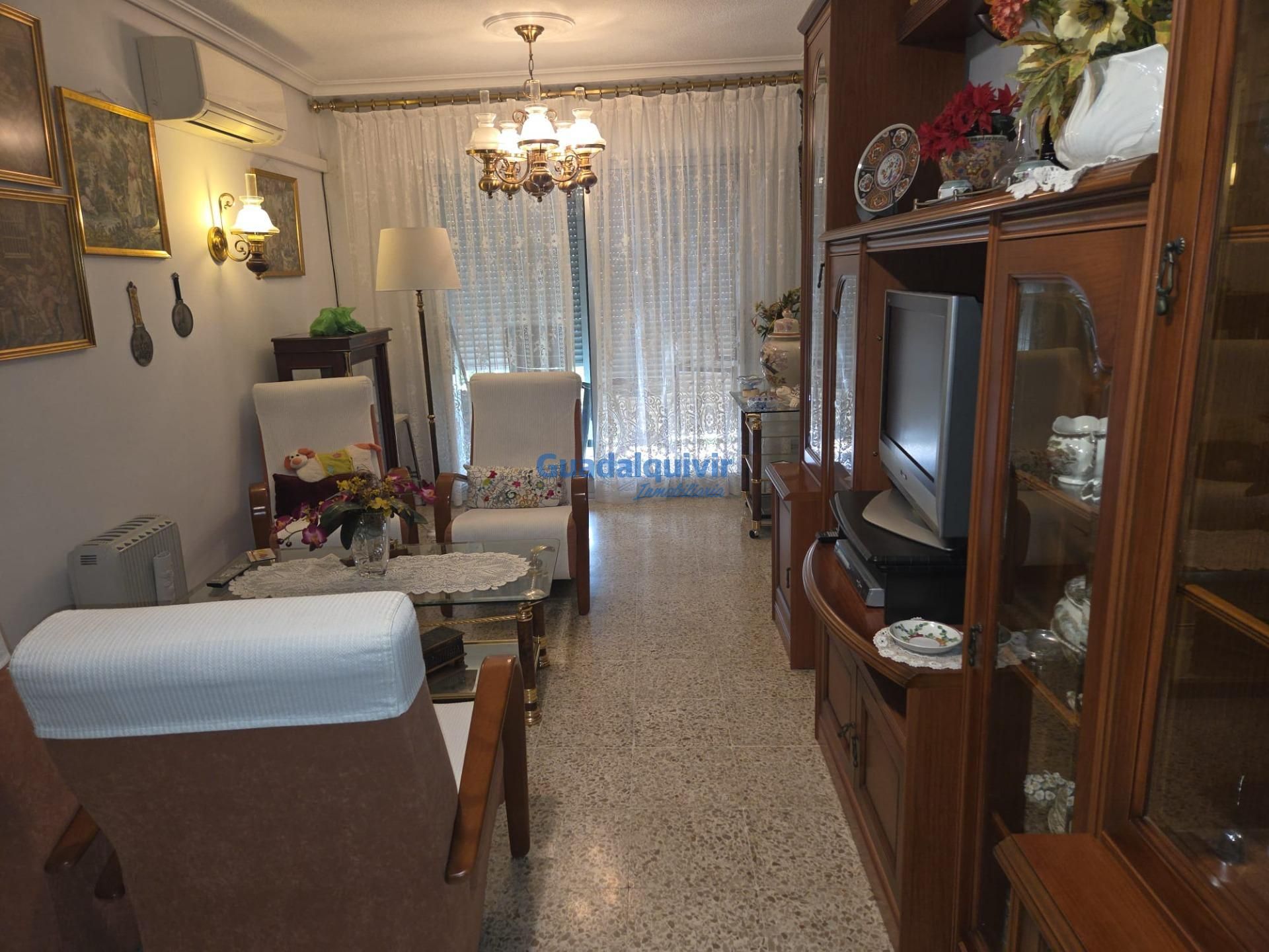 Pis de lloguer a Plaza ROMA, Centro