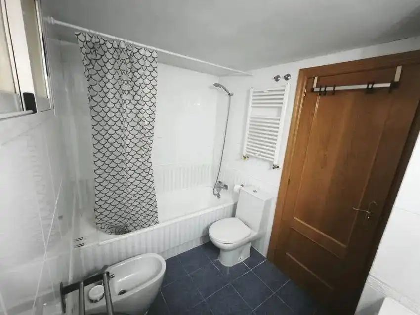Flat for sale in Calle ENRIC VALOR, País Valencià