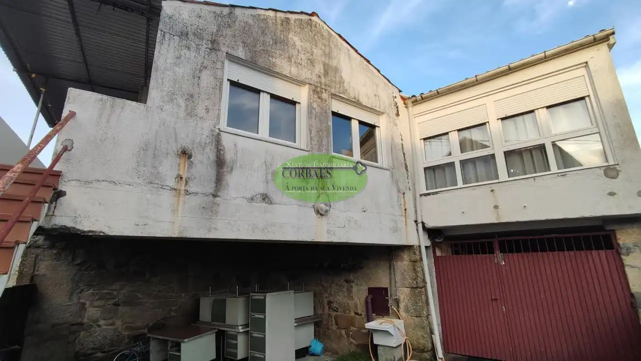 Vista exterior de Casa o xalet en venda en O Carballiño   amb Jardí privat, Terrassa i Moblat