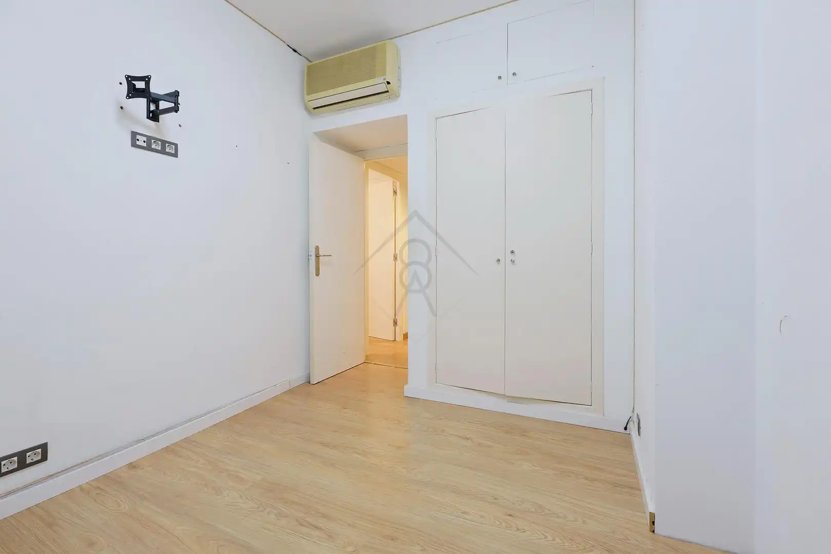 Piso en venta en Barcelona con Aire acondicionado y Parquet