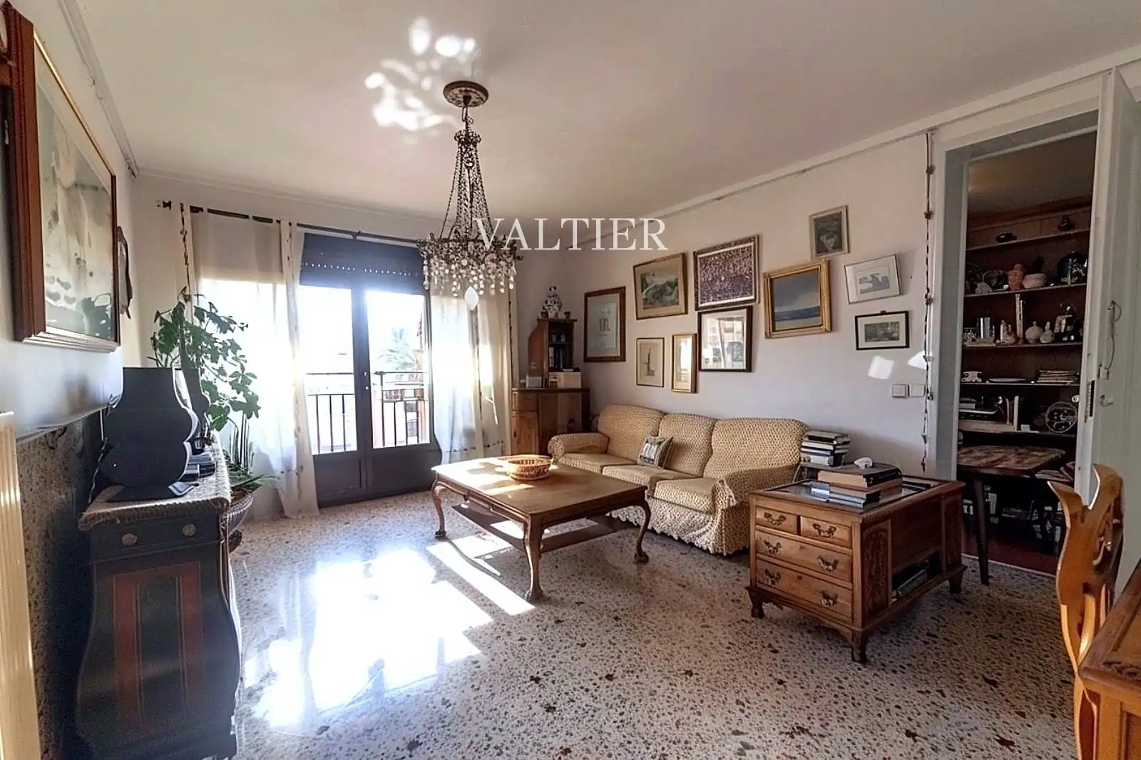 Living room of Flat for sale in Madrid  with Heating, Terrace and Storage room