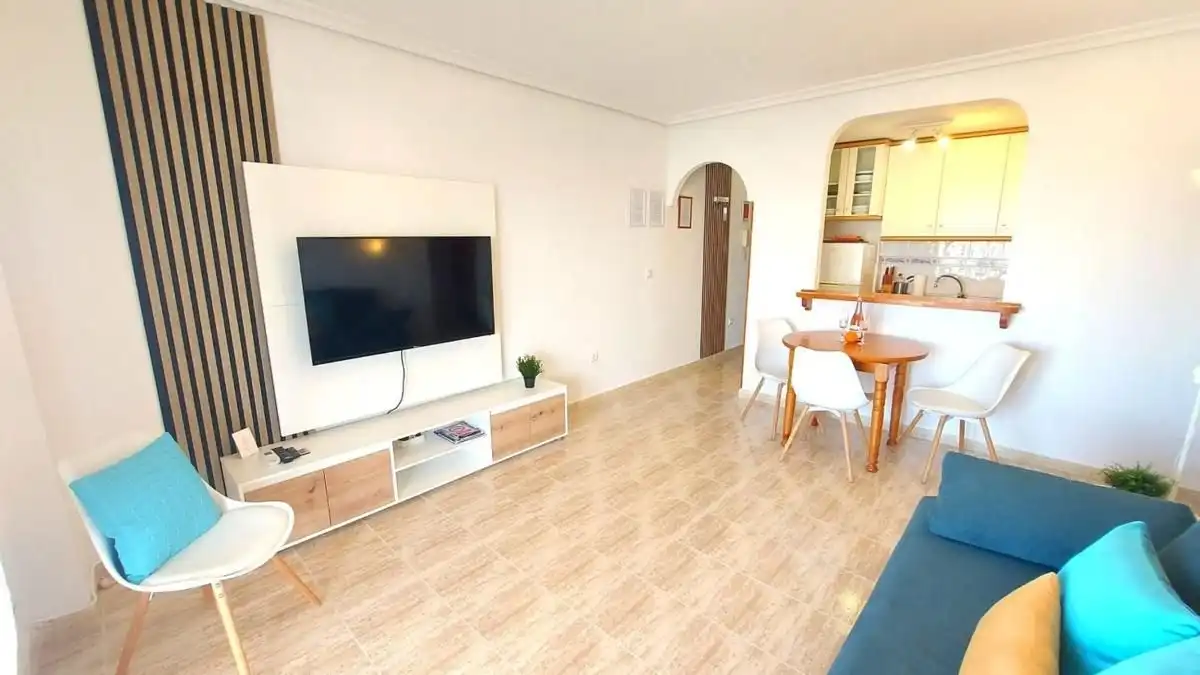 Apartment with pool for sale in Los Arenales del Sol, imagen 6