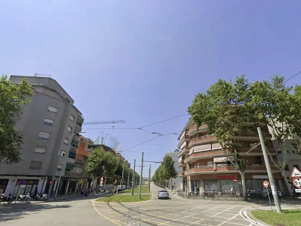 Flat with terrace for sale in TORRASSA