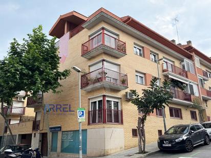 Exterior view of Planta baja for sale in El Masnou  with Air Conditioner and Terrace