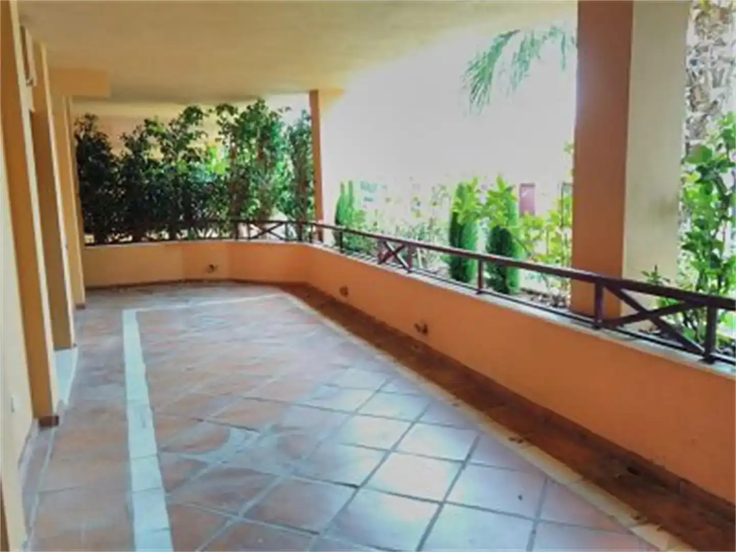 Terraza de Apartamento en venta en Estepona con Aire acondicionado y Piscina