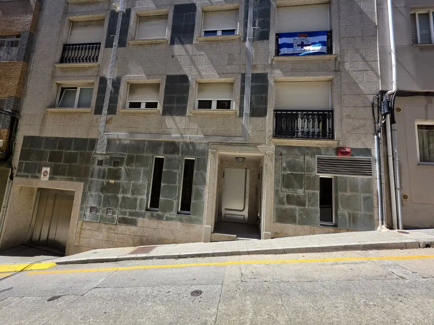 Vista exterior de Apartament en venda en A Coruña Capital  amb Calefacció