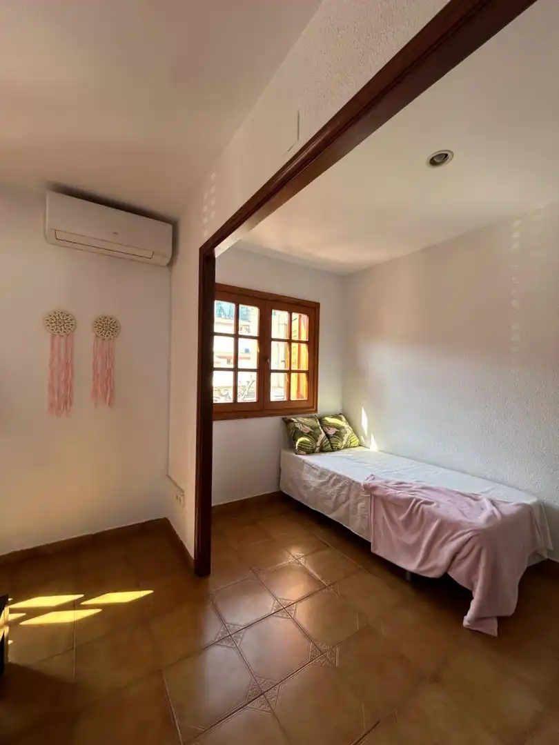 Habitación de Casa o chalet de alquiler en La Pobla de Farnals con Aire acondicionado, Terraza y Piscina