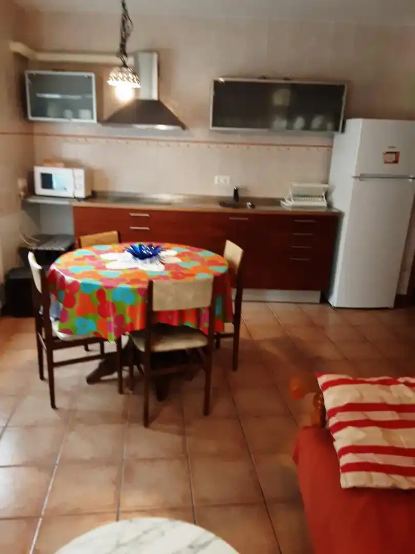 Cuina de Pis de lloguer en Sanaüja amb Moblat, Rentadora i Microones