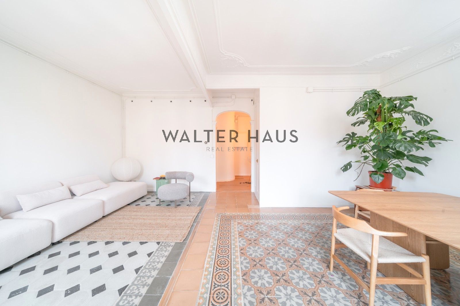 Living room of Flat for sale in  Barcelona Capital  with Air Conditioner, Heating and Oven
