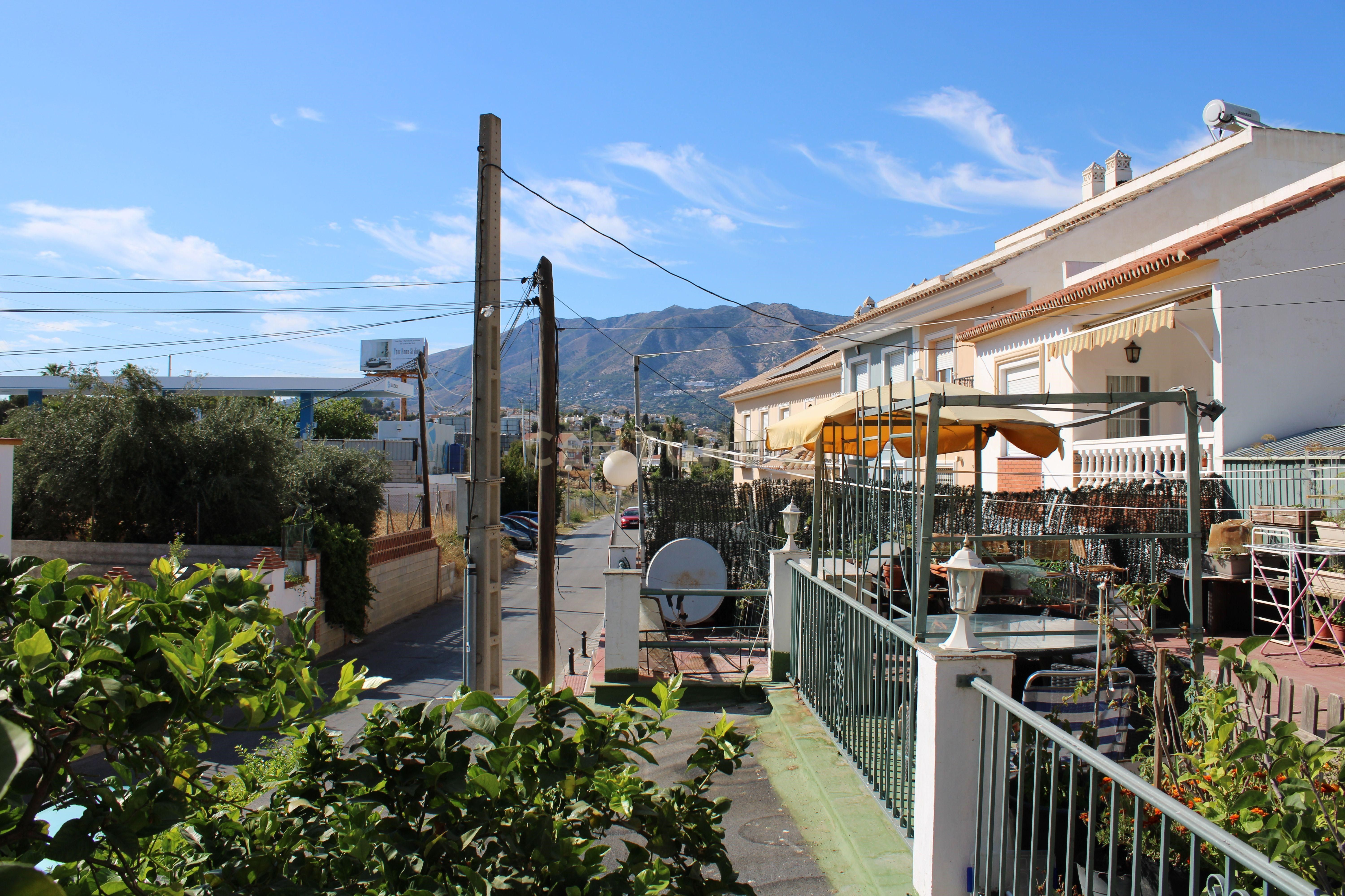 Vista exterior de Casa o xalet en venda en Fuengirola amb Aire condicionat