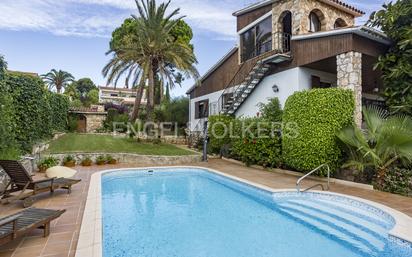 Exterior view of House or chalet for sale in Roda de Berà  with Terrace and Swimming Pool