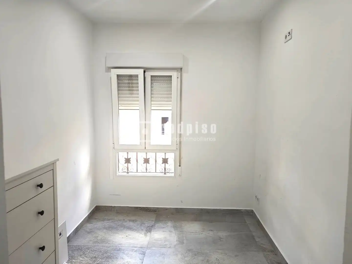 Dormitori de Apartament en venda en Madrid amb Aire condicionat