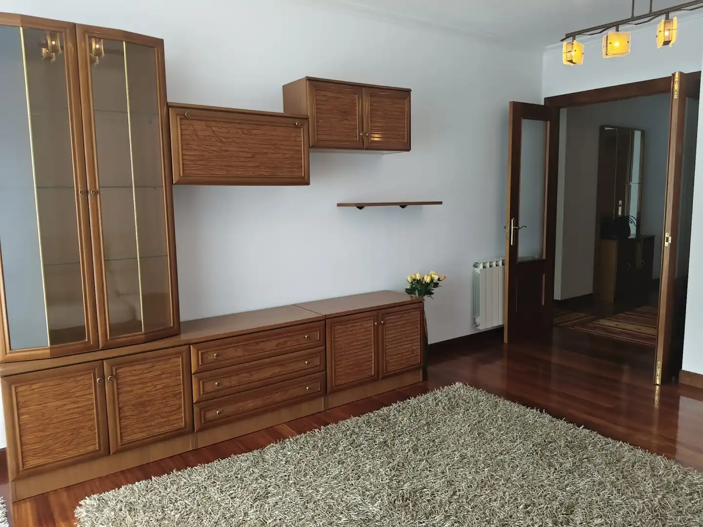 Wohnzimmer von Wohnung zur Miete in Entrambasaguas mit Heizung, Privatgarten und Parkett