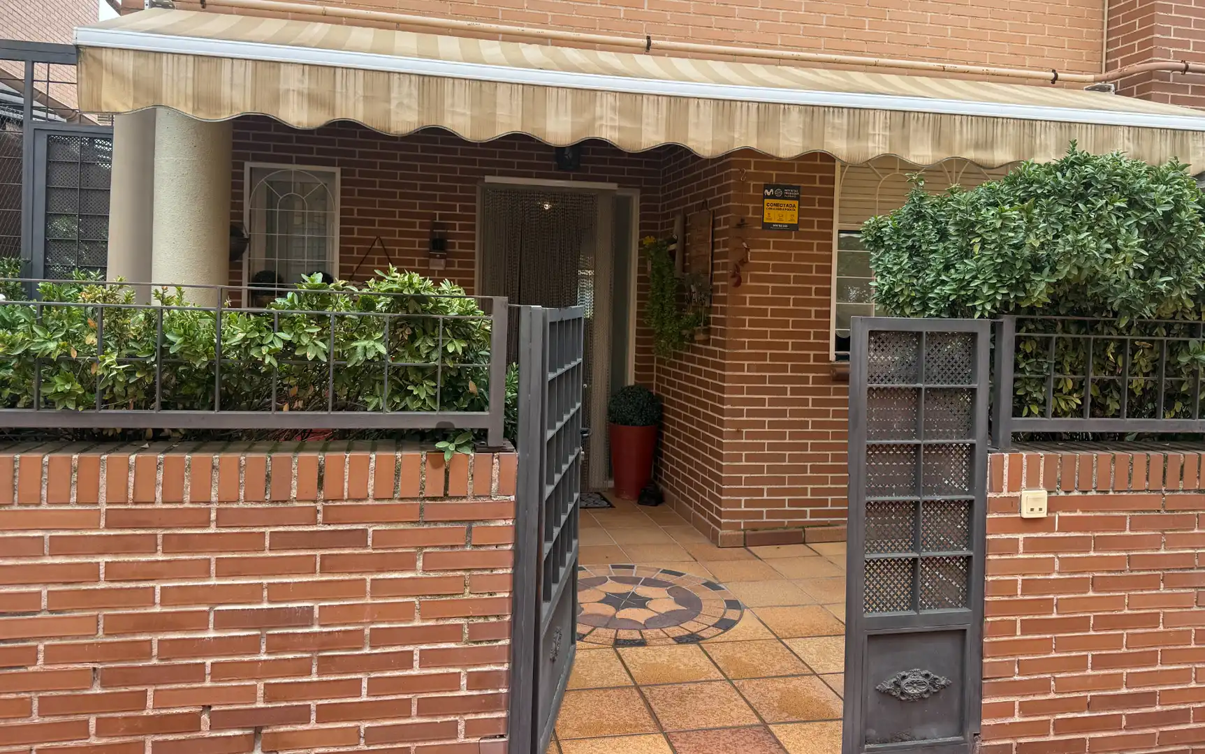 Exterior view of Houses for sale in Alcalá de Henares  with Air Conditioner, Heating and Private garden