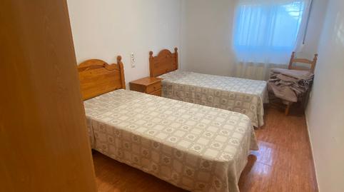 Foto 5 de Casa adosada en venda a Calle el Tesoro, Casas de Benítez, Cuenca