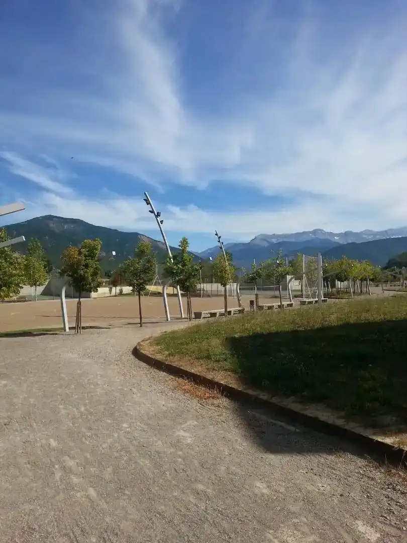 Parking de Dúplex en venta en Biescas con Parquet, Trastero y Piscina
