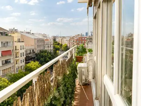 Terrassa de Pis en venda en  Madrid Capital amb Aire condicionat i Balcó